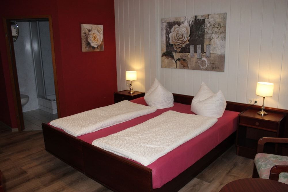 Traditional Double Room, 2 Twin Beds, Non Smoking