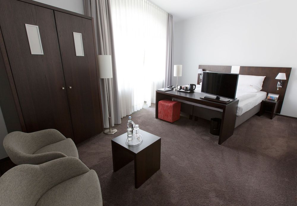 undefined Astor & Aparthotel