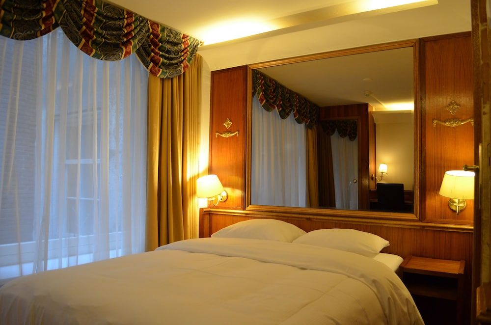 Rembrandtplein Hotel Basic Room, 1 Double Bed 2