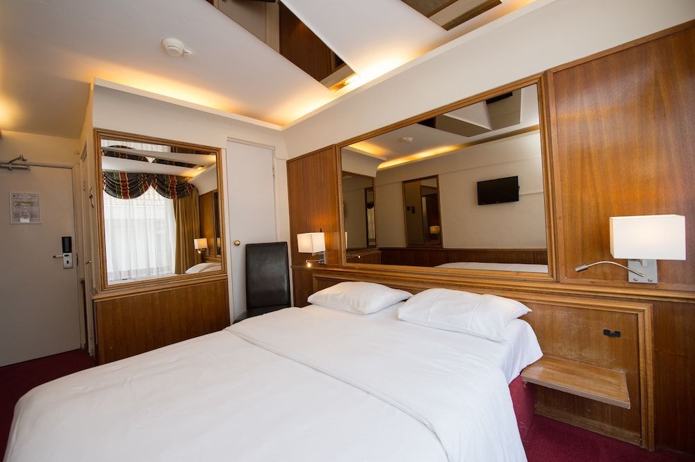 Rembrandtplein Hotel Basic Room, 1 Double Bed 4