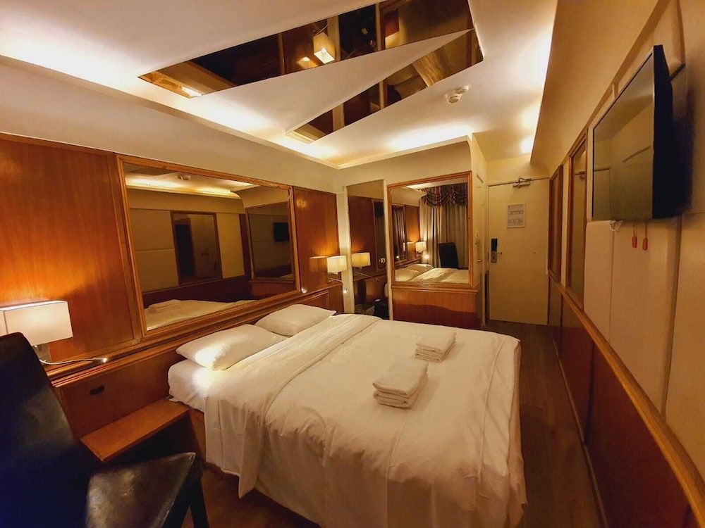 Rembrandtplein Hotel Basic Room, 1 Double Bed 6