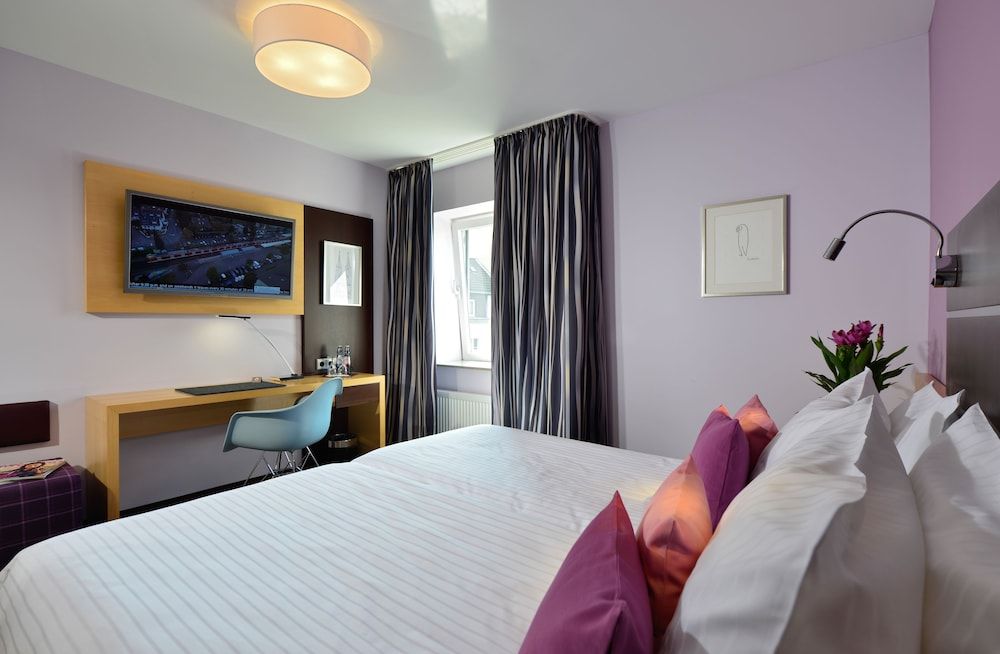 Hotel UHU Garni Köln Business Double Room 4