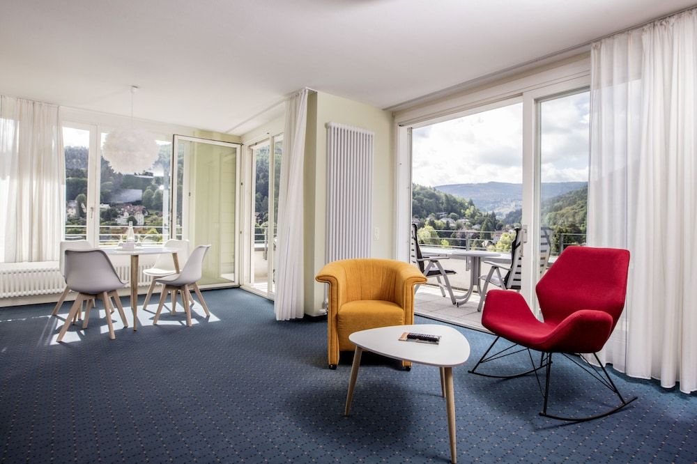 Schwarzwald Panorama Apartment, 2 Bedrooms, Balcony 5