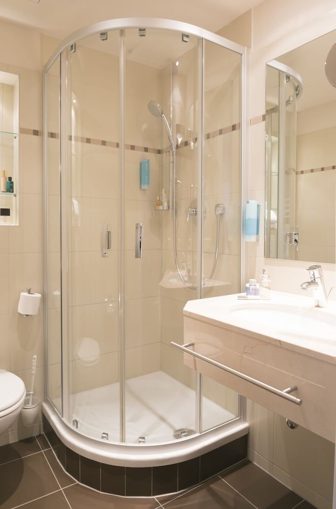 Hotel Schlicker Standard Double Room, 1 Queen Bed 7