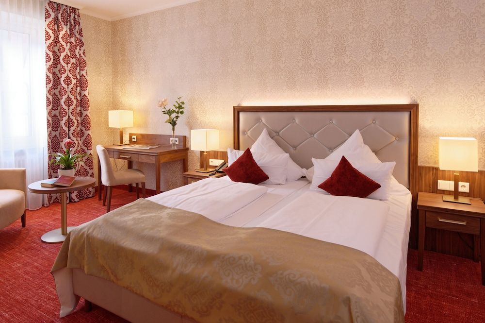 undefined Hotel Schlicker 3
