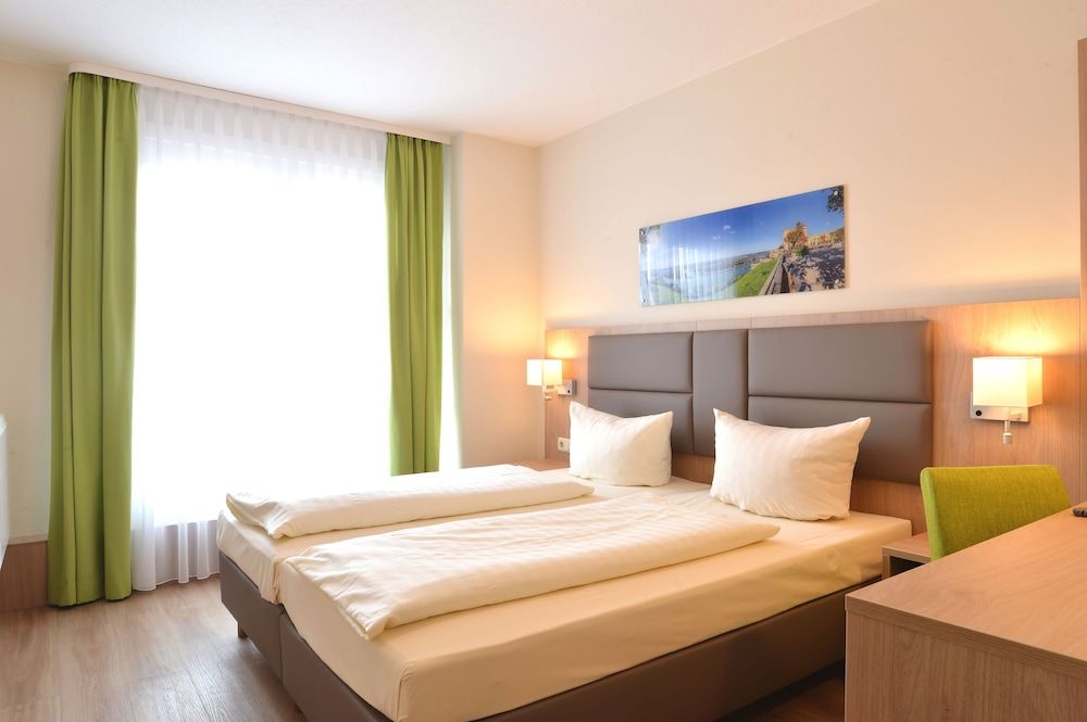 City-Hotel Kurfürst Balduin Twin Room 4