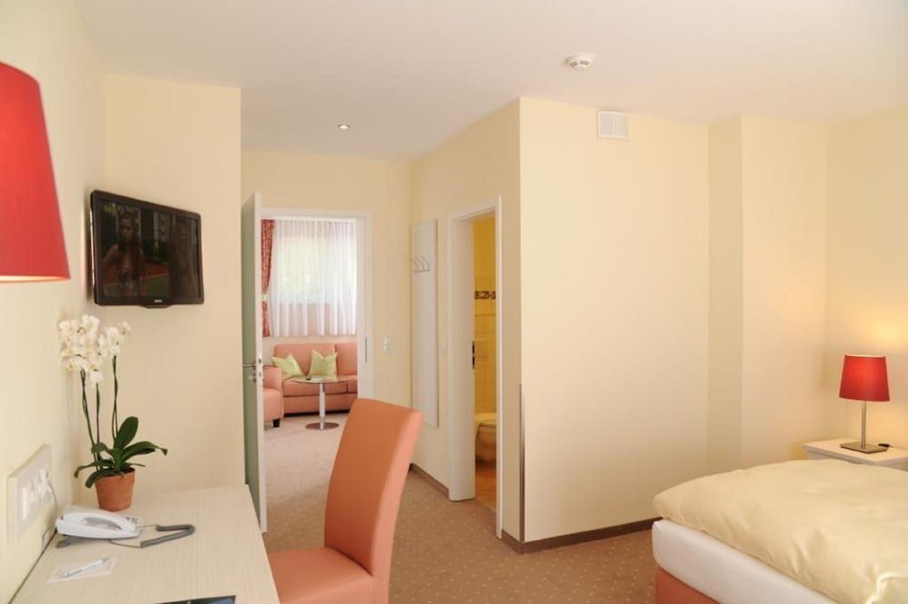 Strandhaus am Inselsee Double Room, Balcony, Lakeside 11