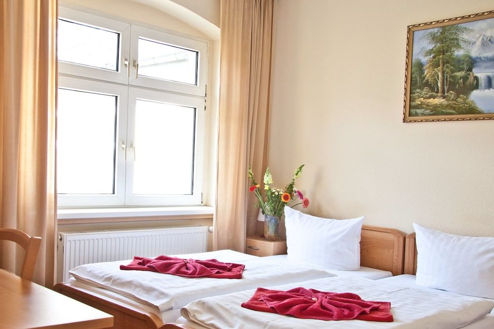 undefined Hotel AI Königshof 8