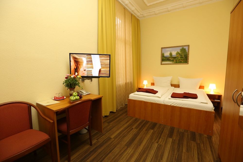 Hotel AI Königshof City Double Room 13