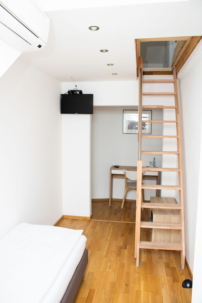 Hotel Stern Classic Double or Twin Room 14