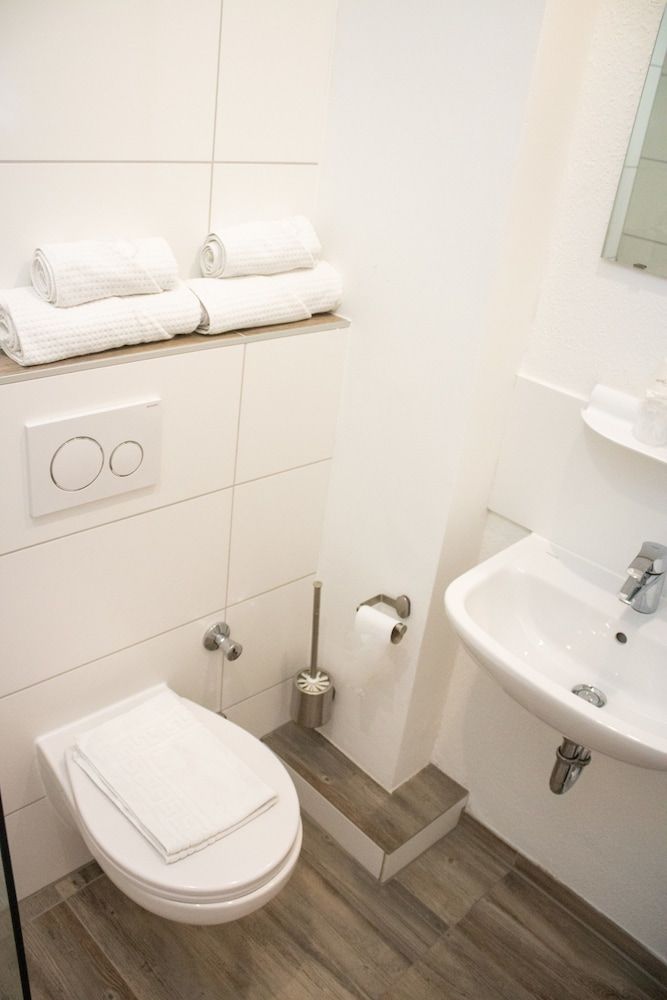 Hotel Stern Classic Double or Twin Room 13