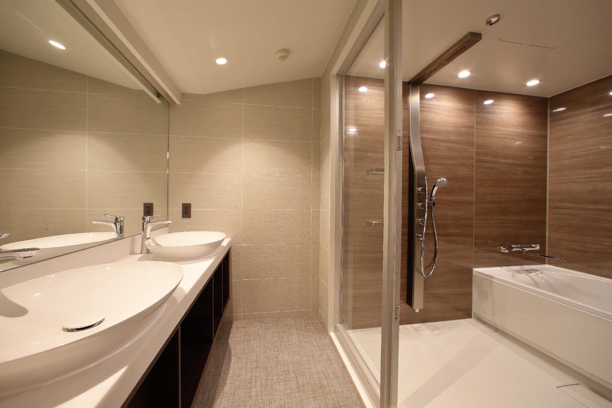 2 Bed Suite Non-smoking