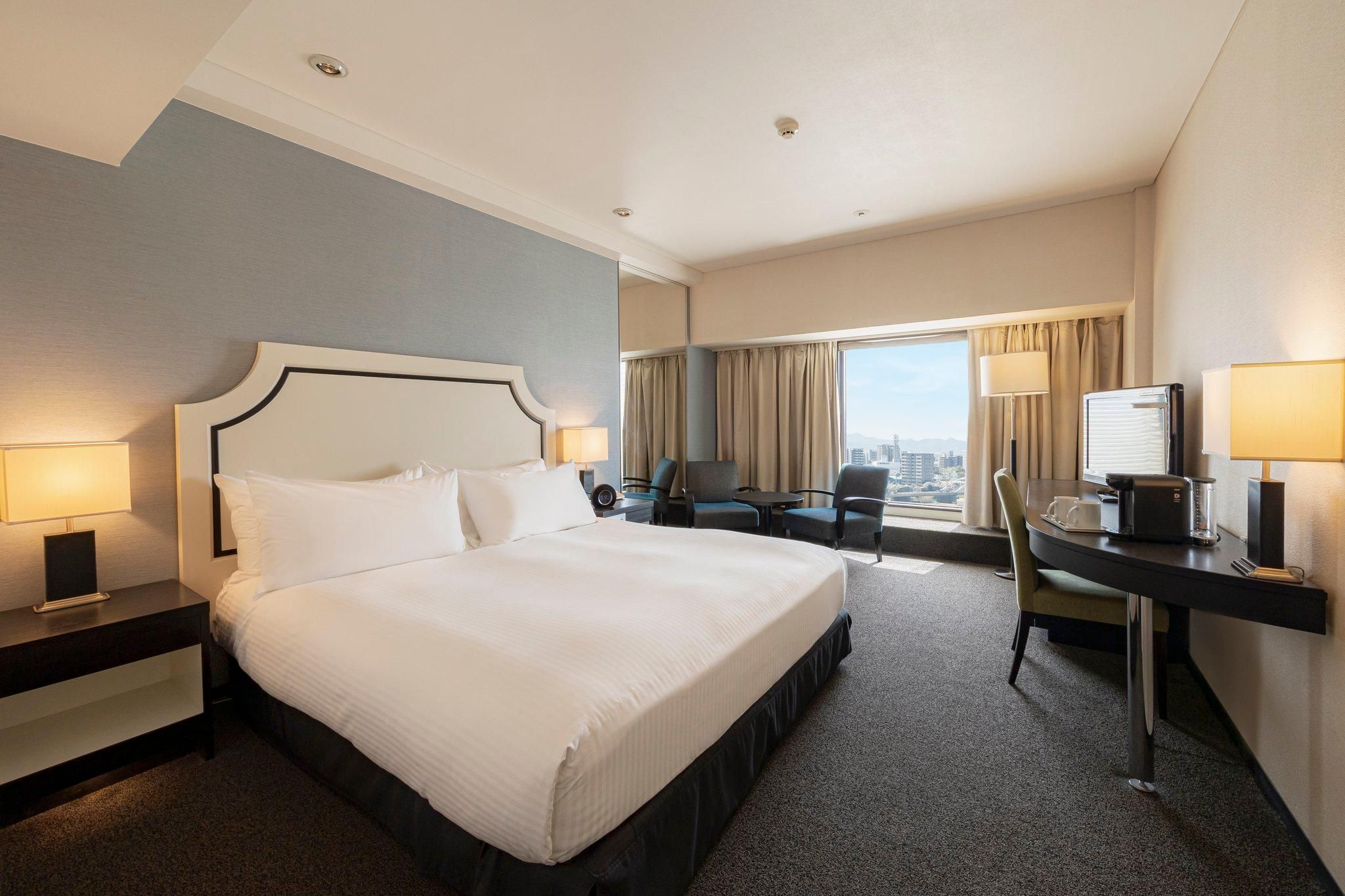 1 King Bed Premium High Floor