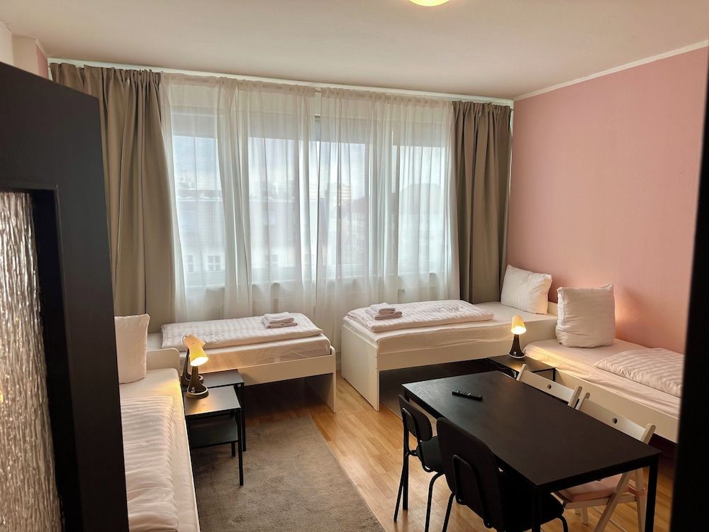 undefined Hevals Grand Schöneberg 4