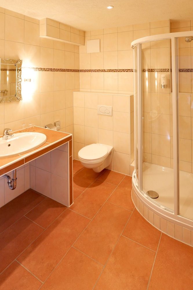 Hotel Waldeck Single Room 3