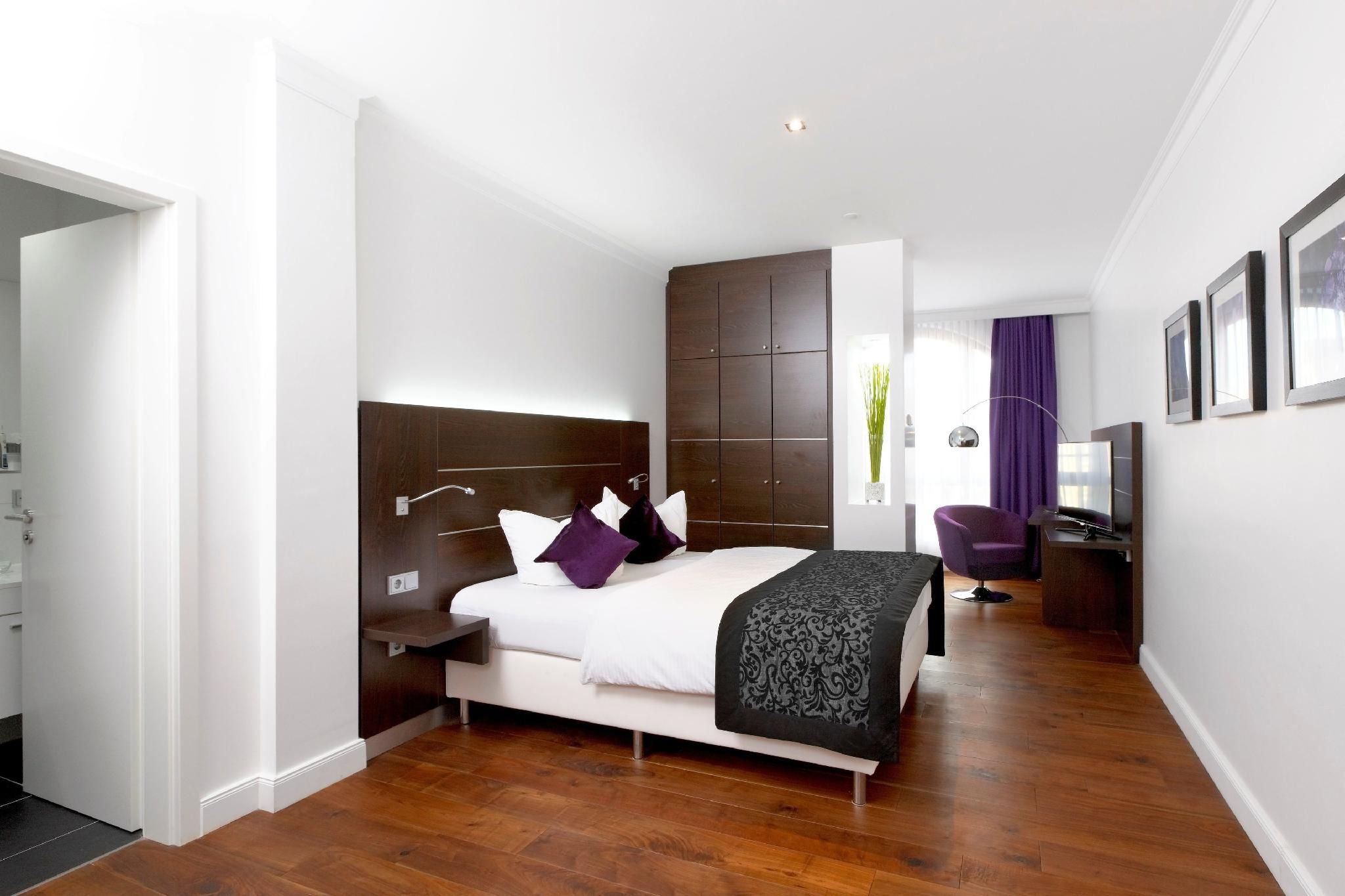 Double Room with King Size Bed