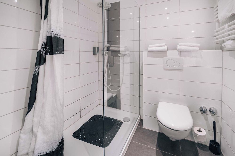 Hotel International Am Theater Double Room 4