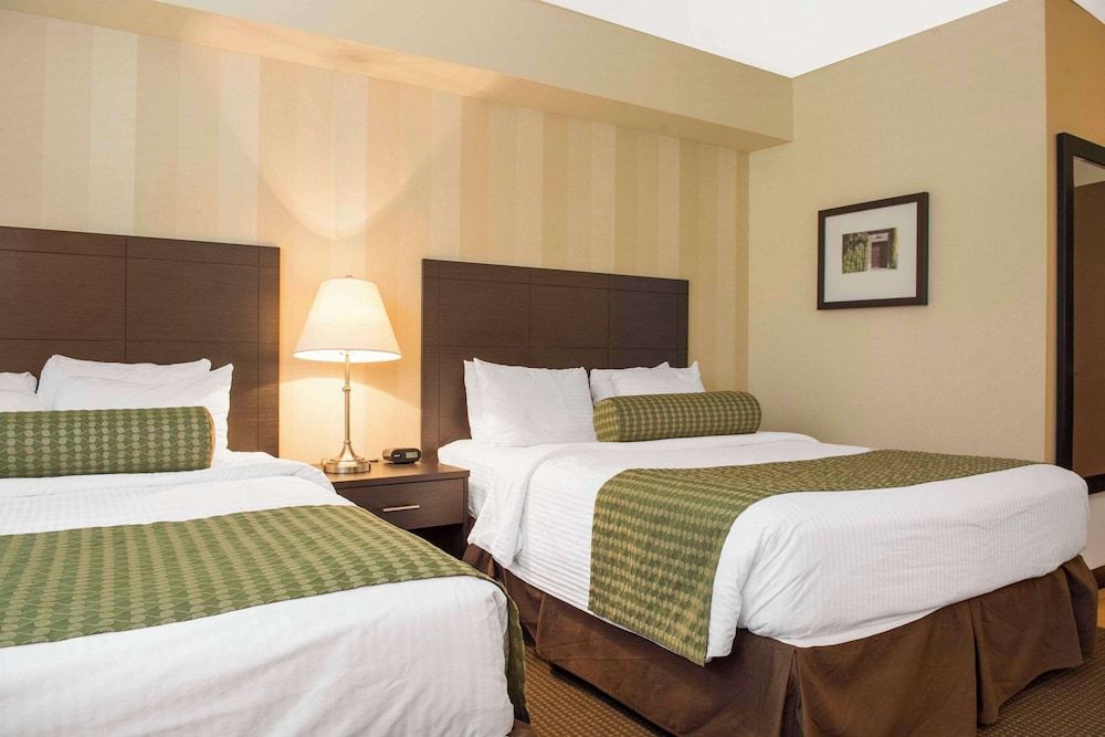 Standard Room, 2 Queen Beds, Non Smoking