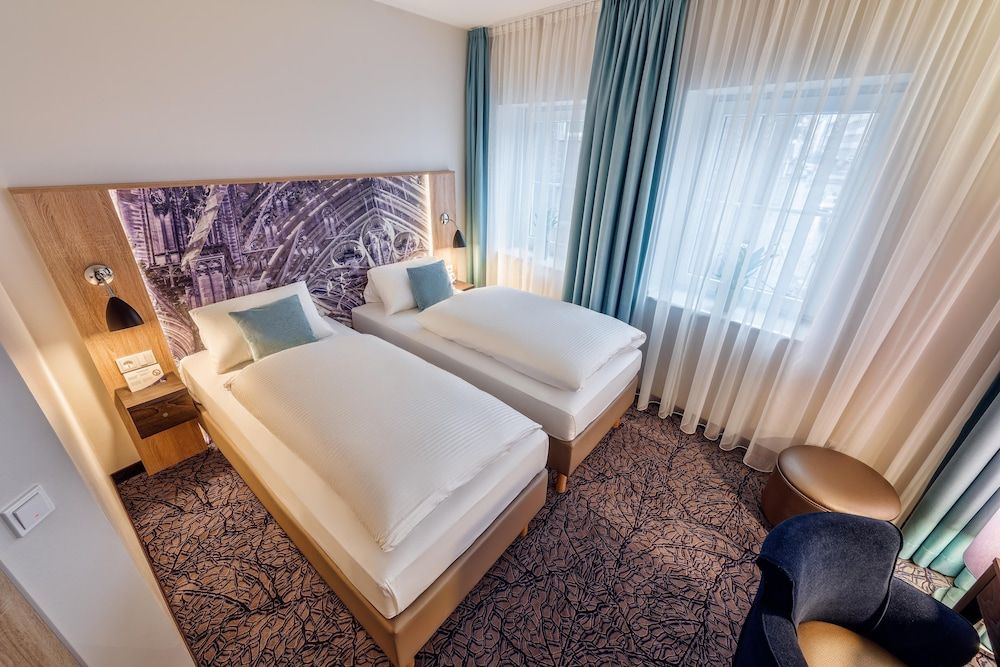 Comfort Twin Room