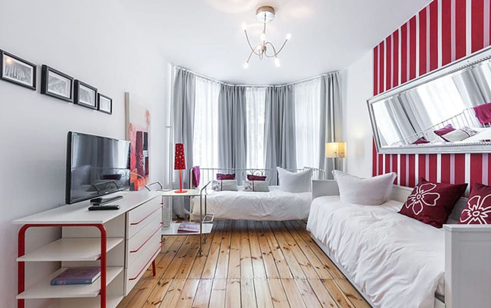 undefined Elegantes 2-Zimmer-Apartment