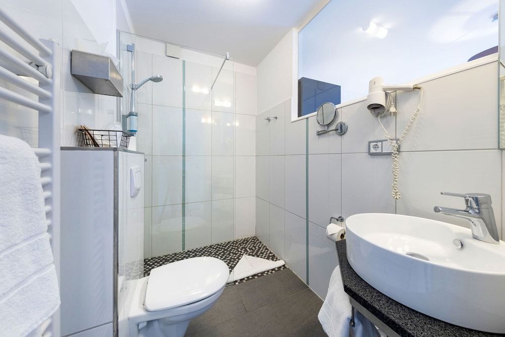 Hotel 1690 – Designhotel und Apartments Double Room (Small) 3