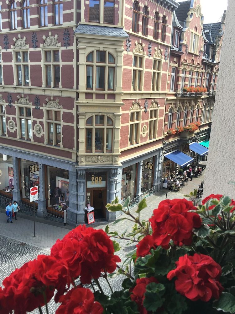 undefined Hotel 3 Könige 6