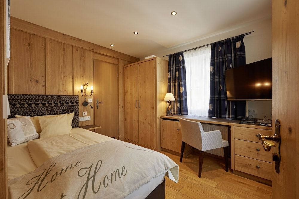 Economy Single Room