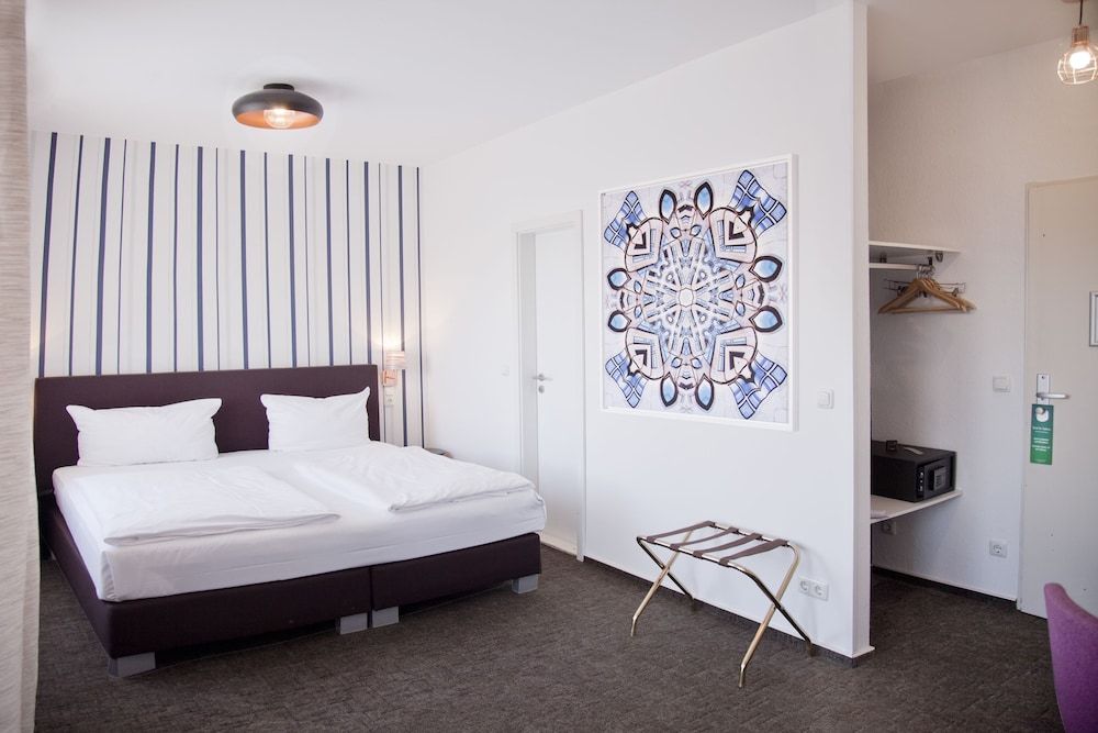 undefined Hotel Les Nations 9