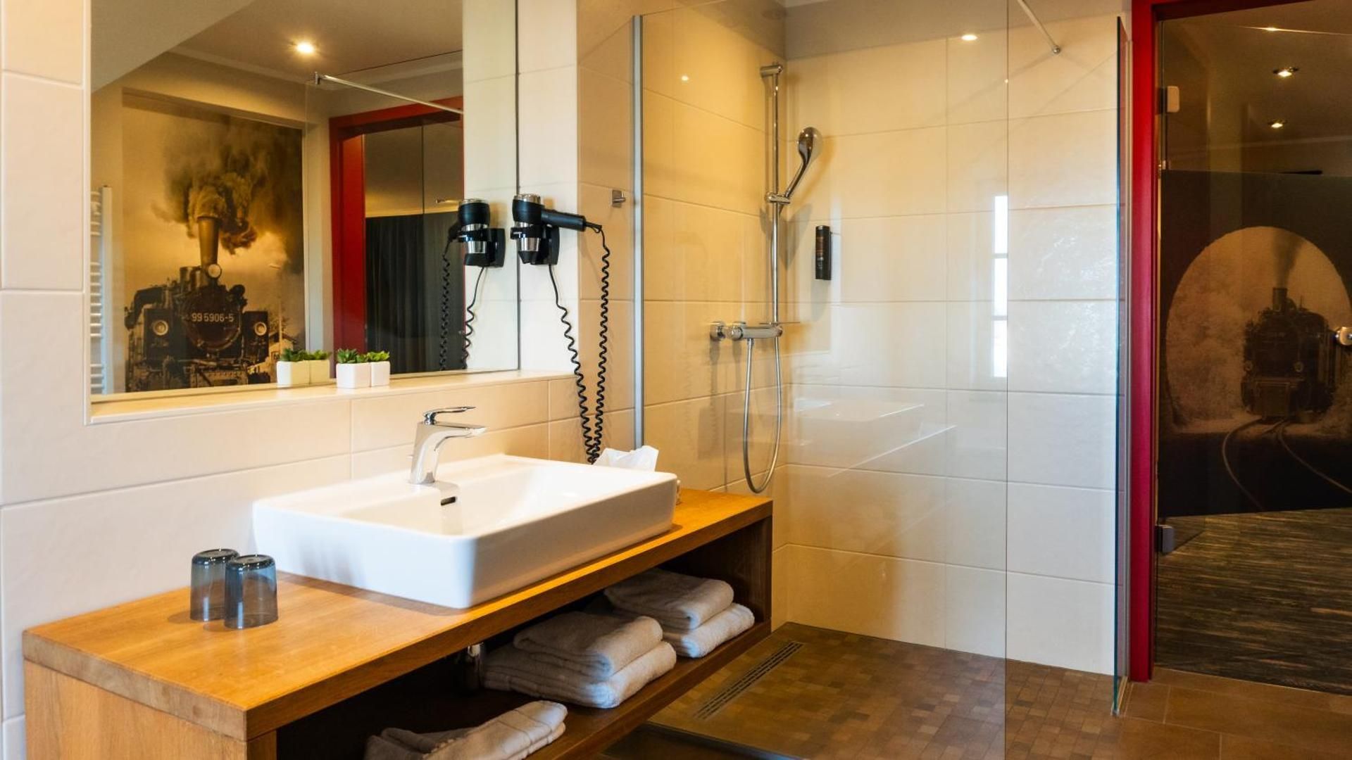 Deluxe Suite with Balcony
