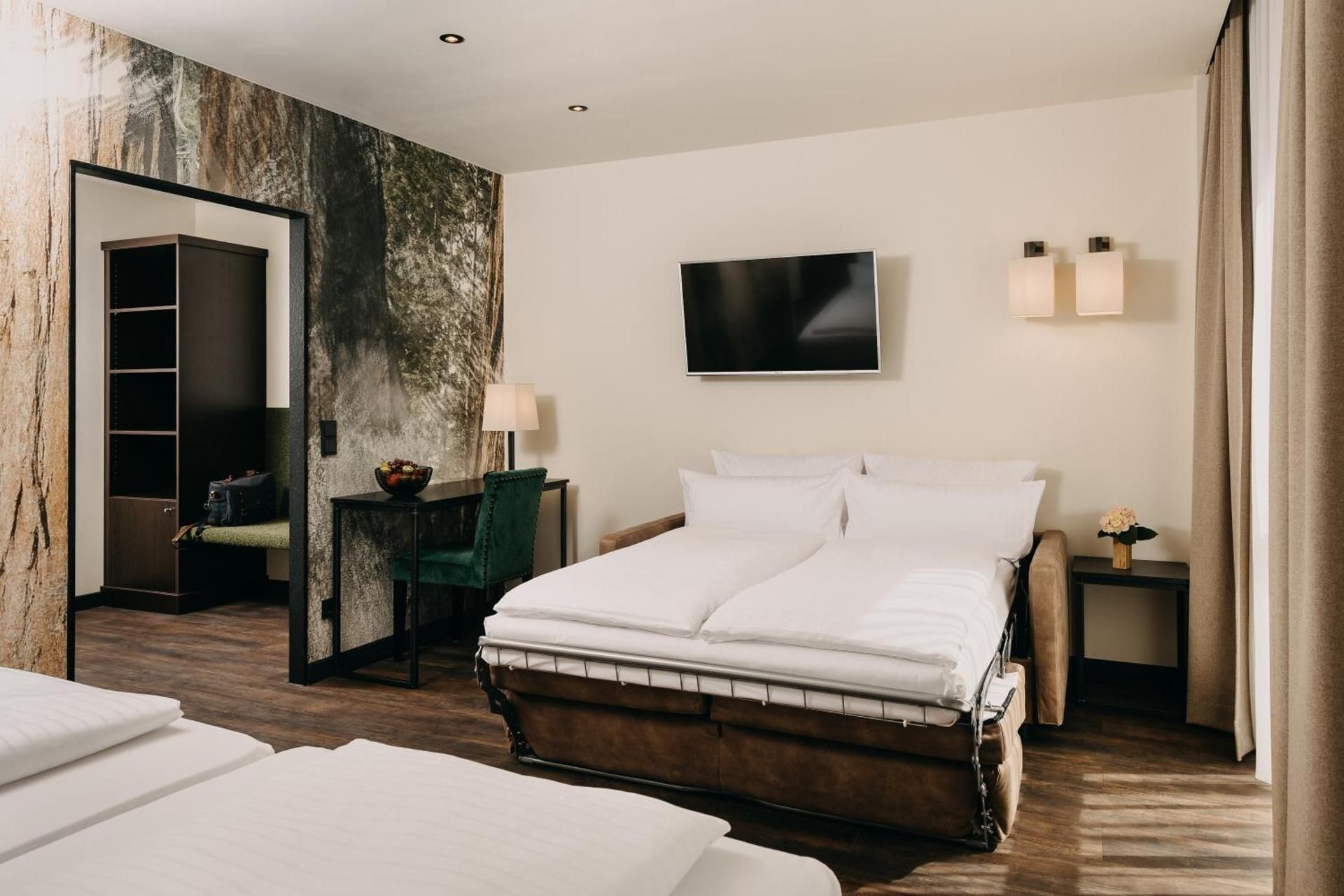 Comfort Room with Forest view