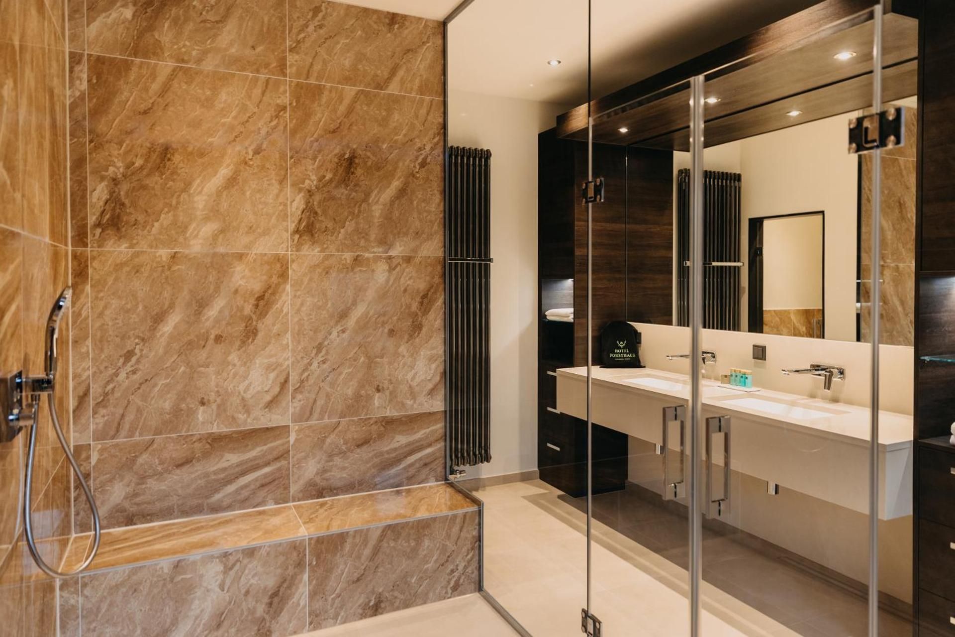 Luxury Suite Forest View