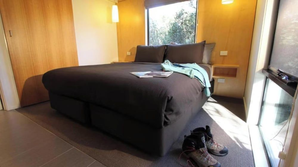 Deluxe Studio Spa Chalet - Sleeps 2