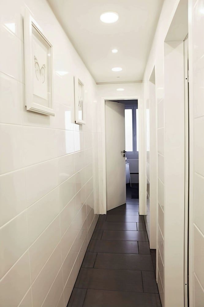 Sleephotels Quadruple Room, Shared Bathroom 5