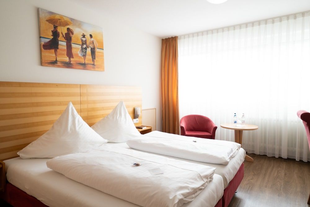 ates Hotel Straßburg - Kehl Superior Double or Twin Room 4