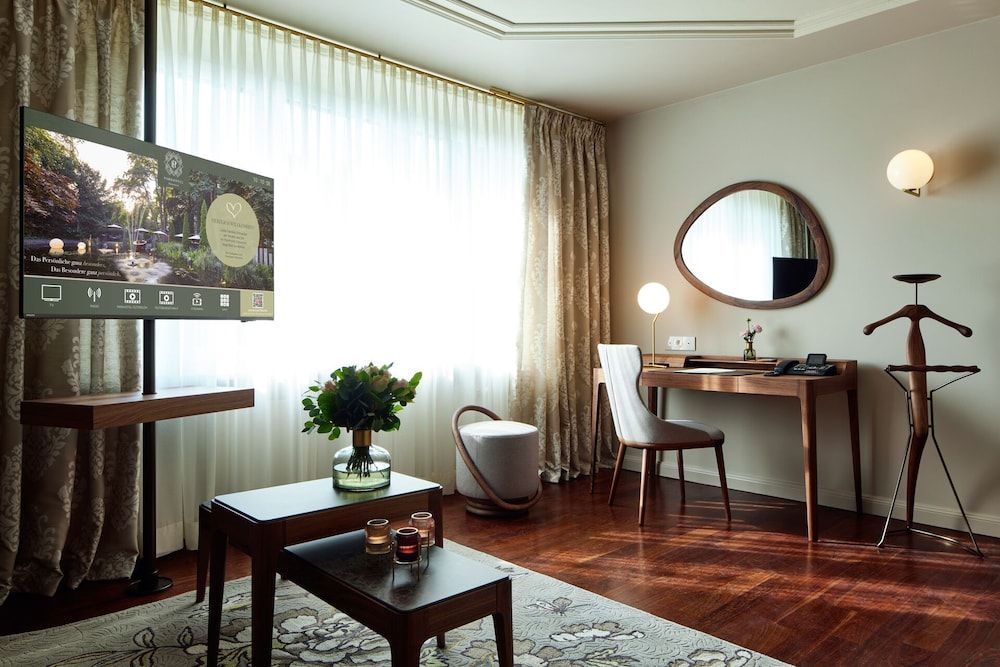 Parkhotel Gütersloh Executive Single Room 6