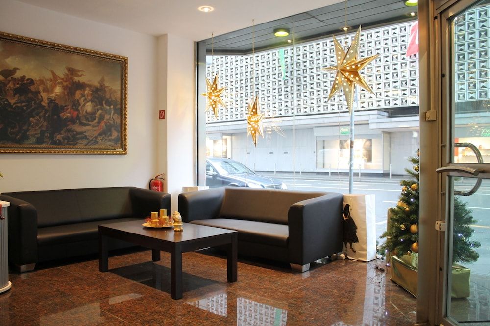 undefined Rheinmetropole Hotel 10