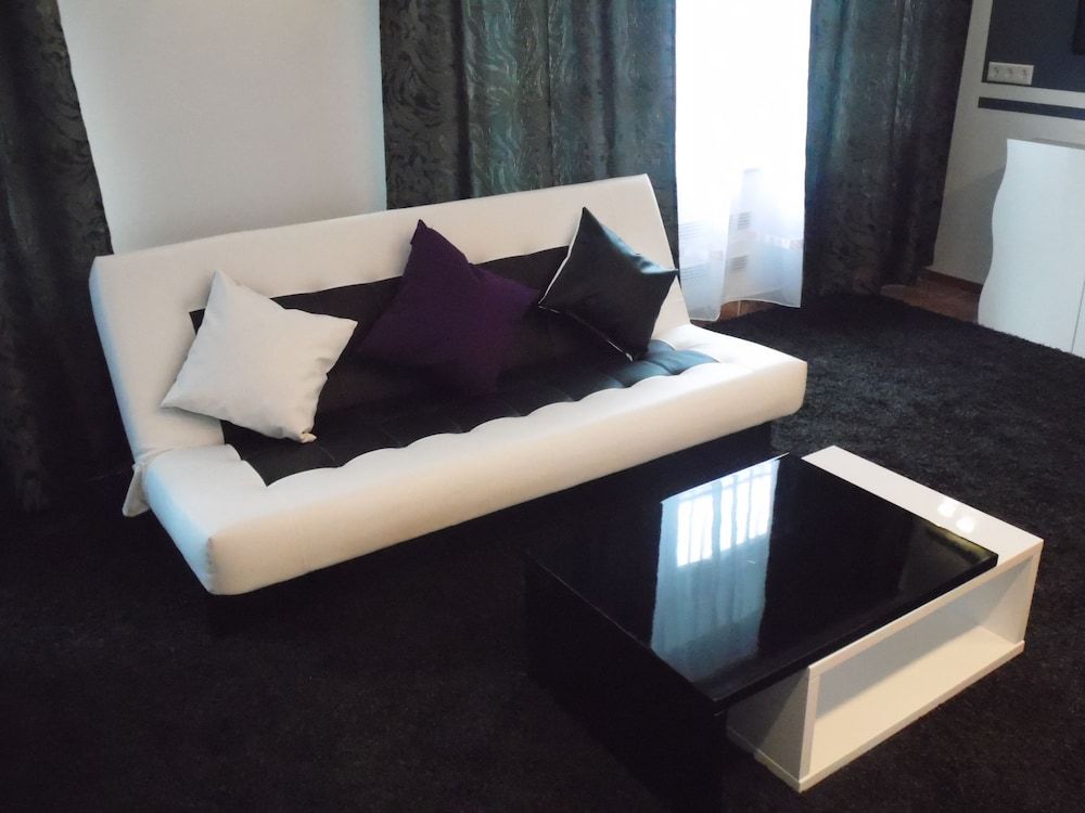 Rheinmetropole Hotel Double Room 24