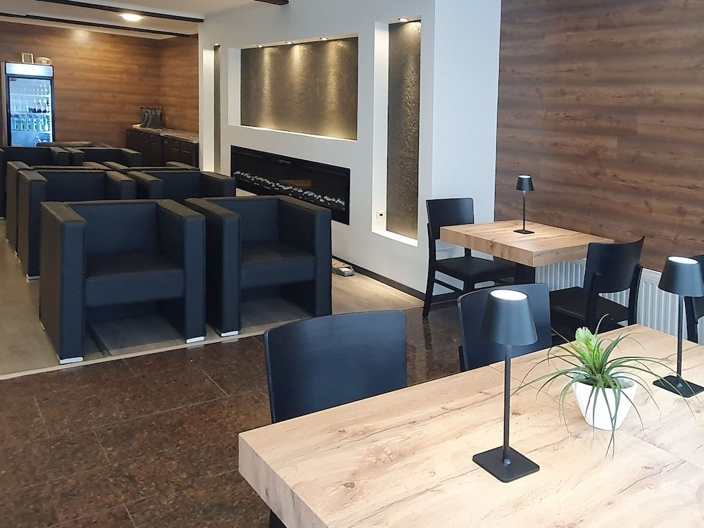 undefined Rheinmetropole Hotel 4