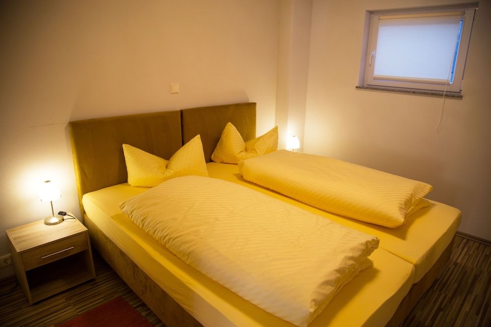 Gästehaus zum Lamm Garni Apartment, 2 Bedrooms, Balcony (5 persons) 2