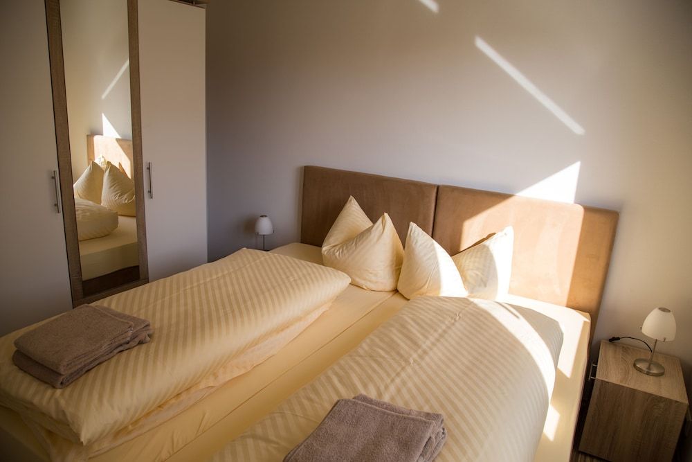 Gästehaus zum Lamm Garni Apartment, 1 Bedroom, Balcony 4