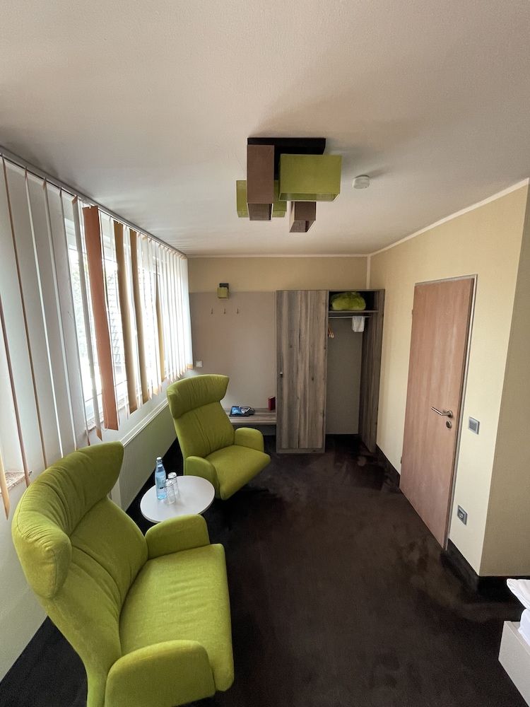 Hotel Am Sportpark Suite 7