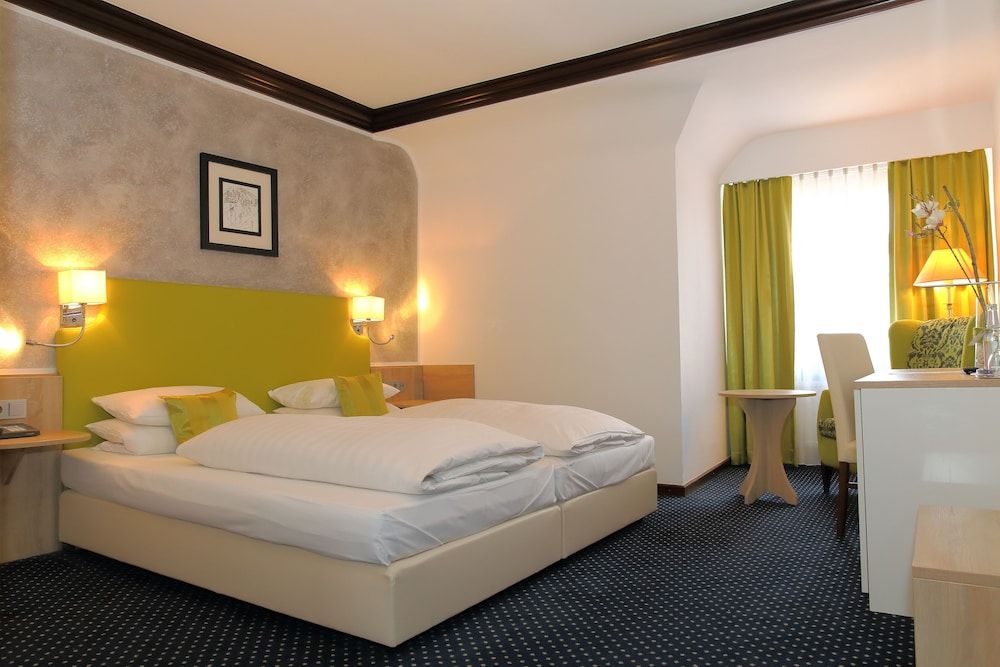 Hotel Rappensberger Traditional Double Room 4
