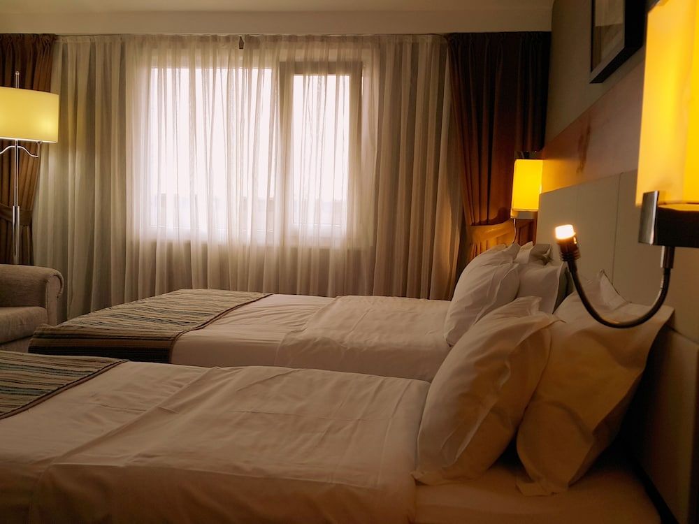 undefined Kent Hotel Istanbul 4