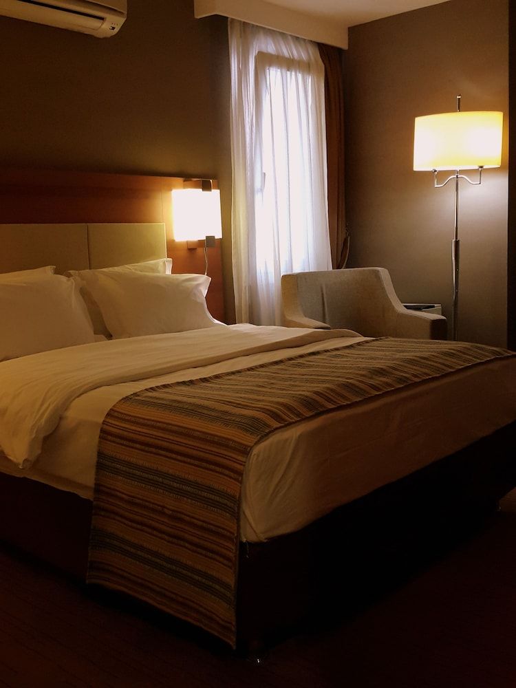 undefined Kent Hotel Istanbul 3