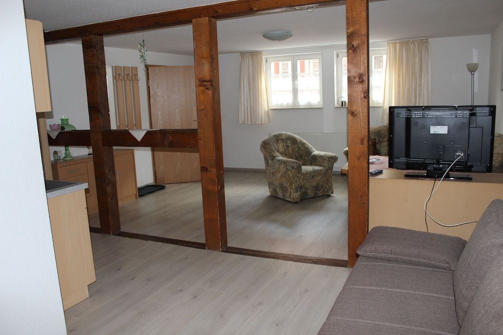 Ferienwohnanlage AlterTopf Family Condo, 1 Bedroom, Kitchen, Courtyard Area