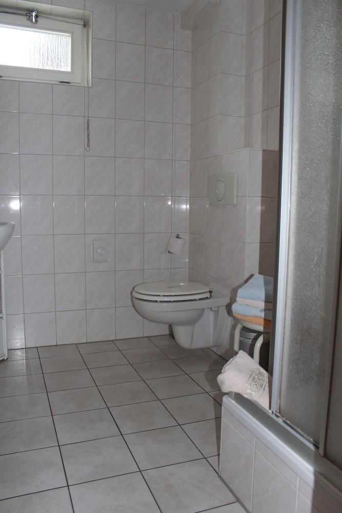 Ferienwohnanlage AlterTopf Family Condo, 1 Bedroom, Kitchen, Courtyard Area 4