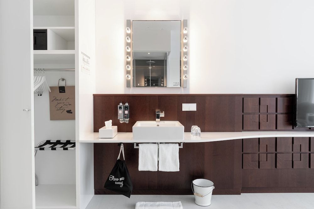 undefined Ruby Coco Hotel Dusseldorf 10