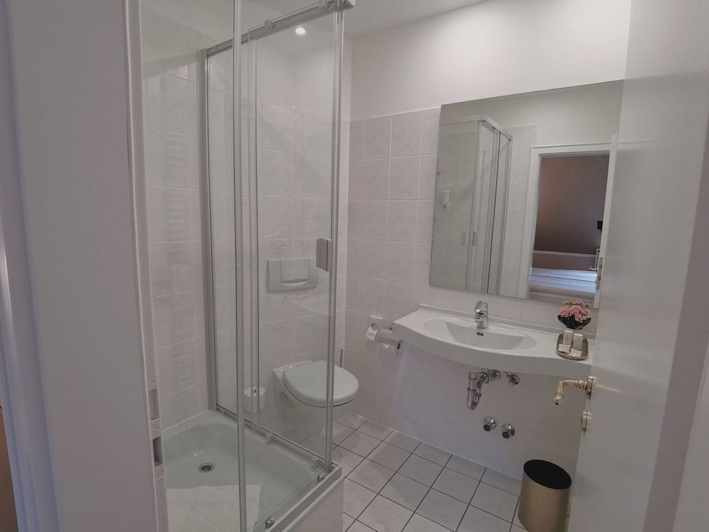 Hotel Erbprinzenpalais Superior Double Room 8