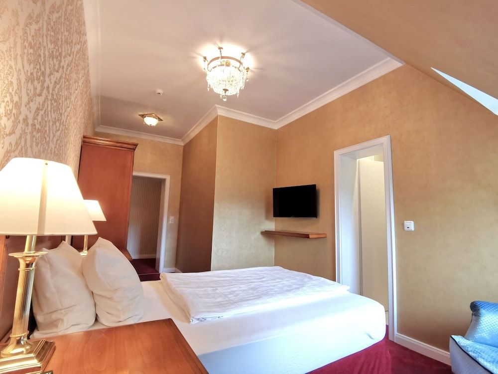 Hotel Erbprinzenpalais Deluxe Double Room