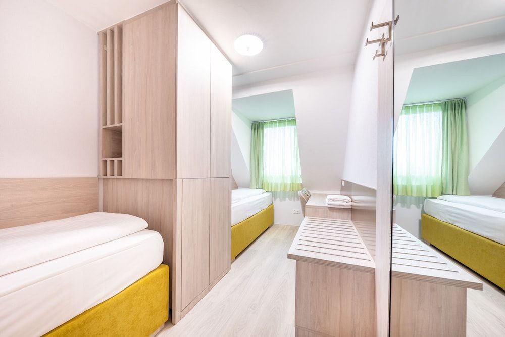 undefined Hotel am Spichernplatz 6